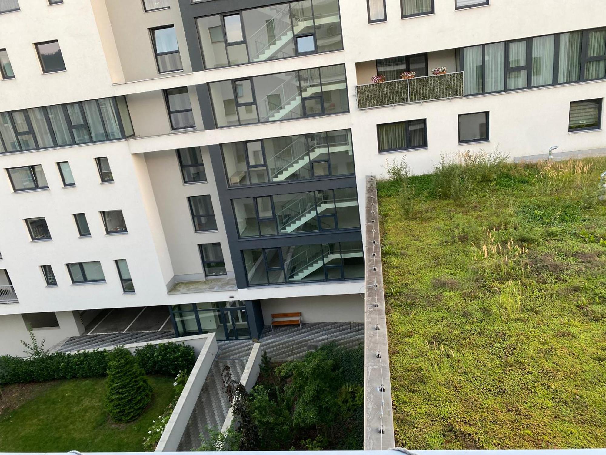 Apartment Mala Praha & Parking In The Garage Zilina Exterior photo